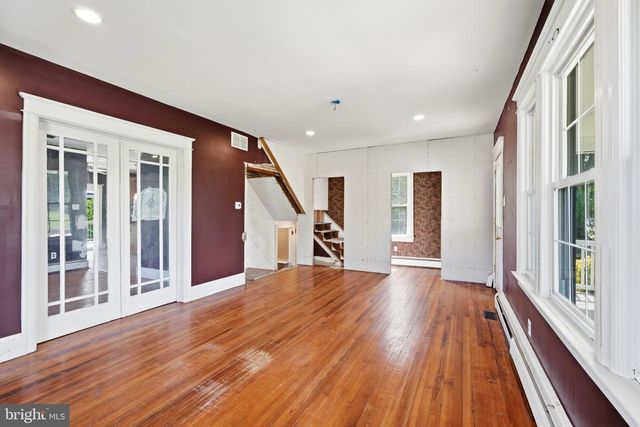 19 MT VERNON AVE, Pitman, NJ 08071