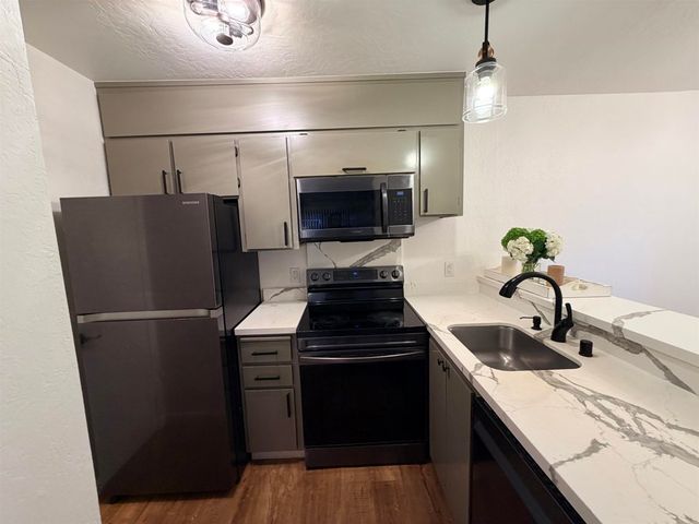 1214 Honey Trl, Walnut Creek, CA 94597