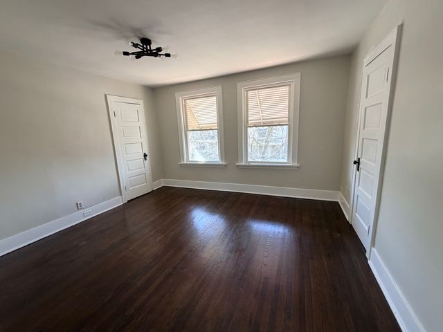 11415 S Prairie Avenue, Chicago, IL 60628
