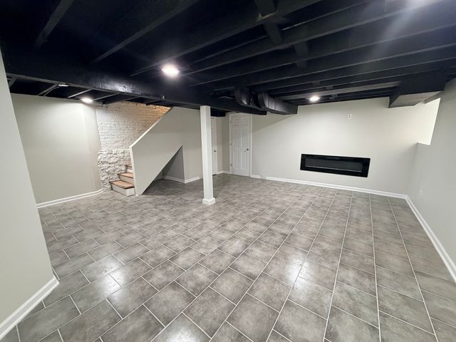 11415 S Prairie Avenue, Chicago, IL 60628