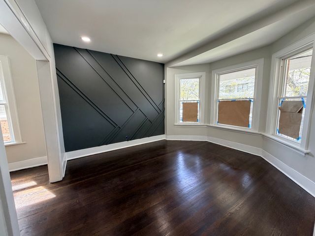 11415 S Prairie Avenue, Chicago, IL 60628