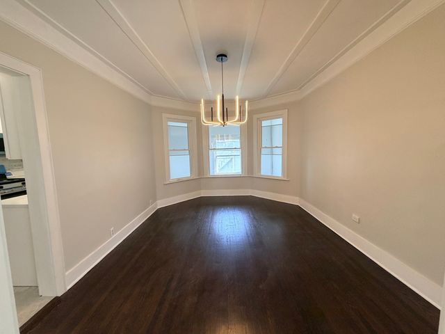 11415 S Prairie Avenue, Chicago, IL 60628