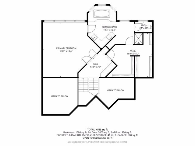 2488 Hillwood Drive E, Maplewood, MN 55119