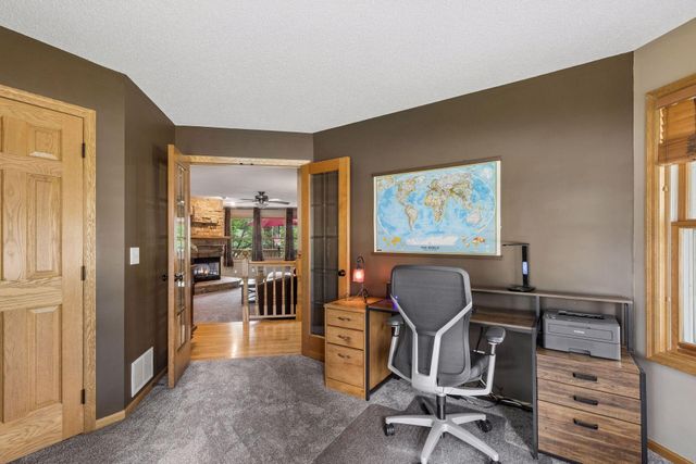 2488 Hillwood Drive E, Maplewood, MN 55119
