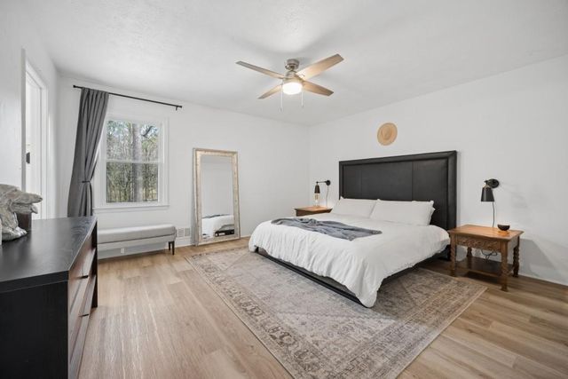 801 Sandra Lynn Lane, Woodstock, GA 30188