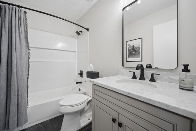 801 Sandra Lynn Lane, Woodstock, GA 30188