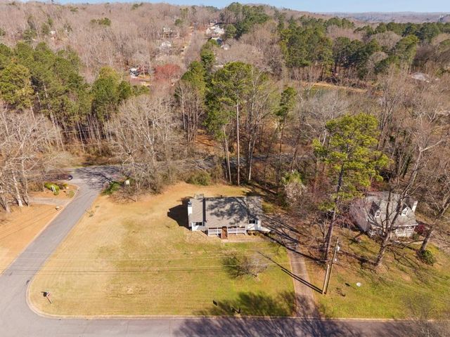 801 Sandra Lynn Lane, Woodstock, GA 30188