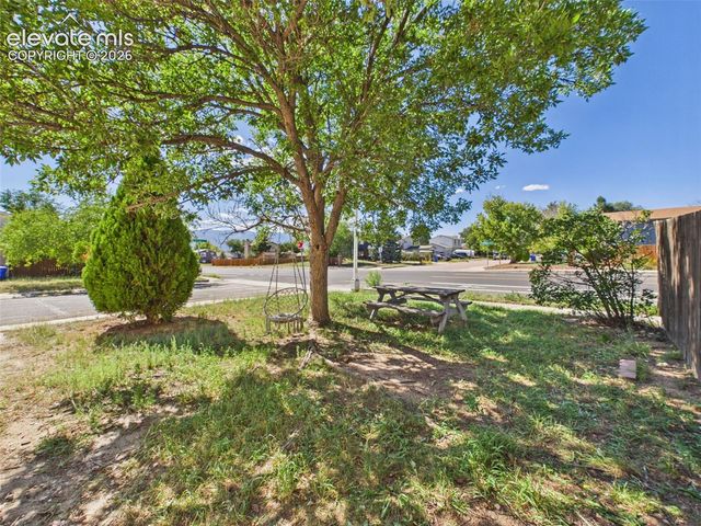 1115 W Nolte Drive, Colorado Springs, CO 80916