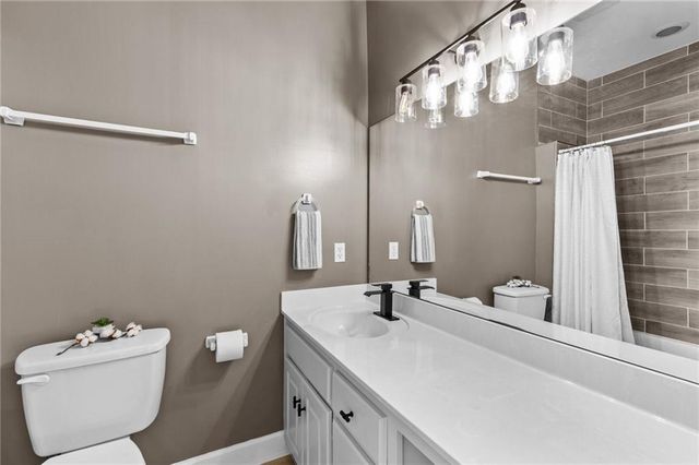 6396 Loch Arbor Drive, Flowery Branch, GA 30542