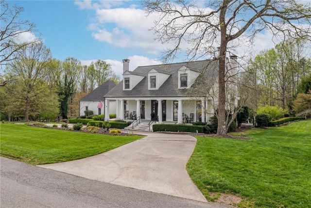 6396 Loch Arbor Drive, Flowery Branch, GA 30542