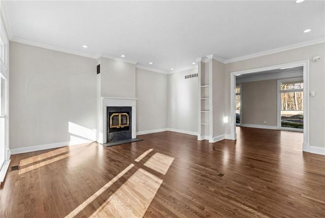 6396 Loch Arbor Drive, Flowery Branch, GA 30542