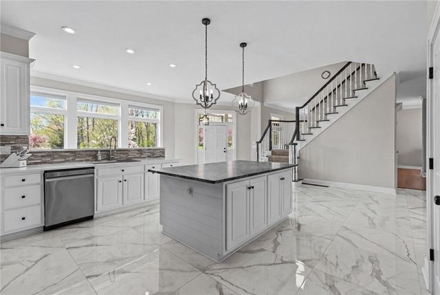 6396 Loch Arbor Drive, Flowery Branch, GA 30542