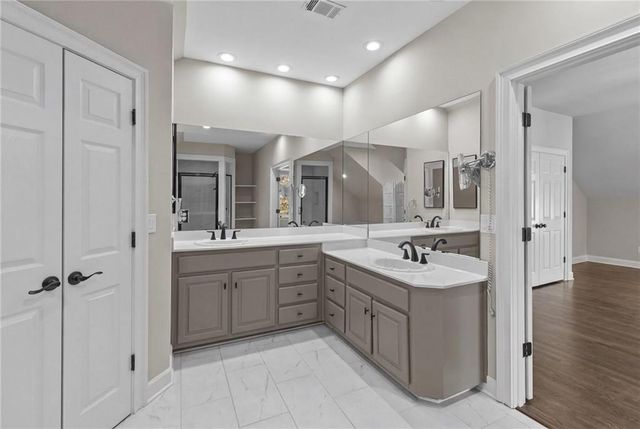 6396 Loch Arbor Drive, Flowery Branch, GA 30542