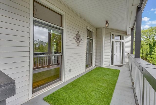 6396 Loch Arbor Drive, Flowery Branch, GA 30542