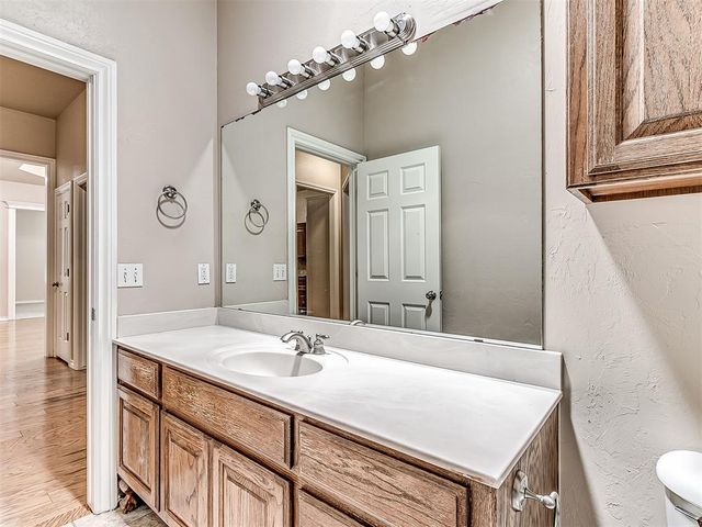 16609 Village Garden Drive, Edmond, OK 73012