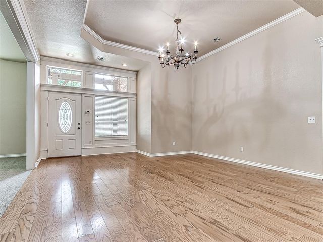 16609 Village Garden Drive, Edmond, OK 73012