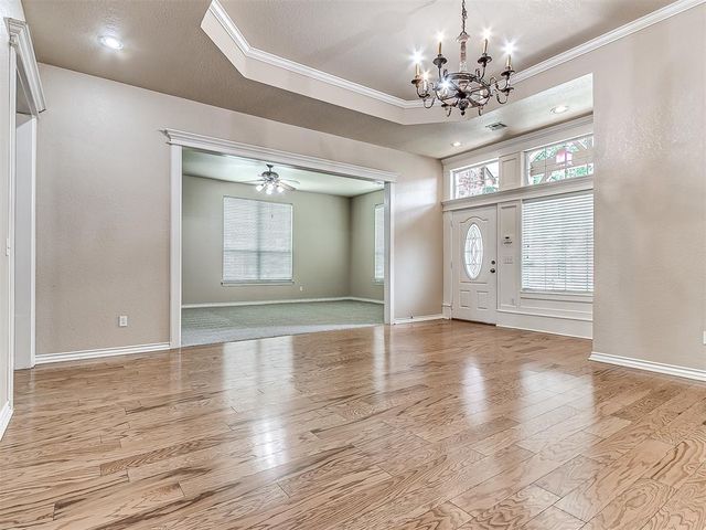 16609 Village Garden Drive, Edmond, OK 73012