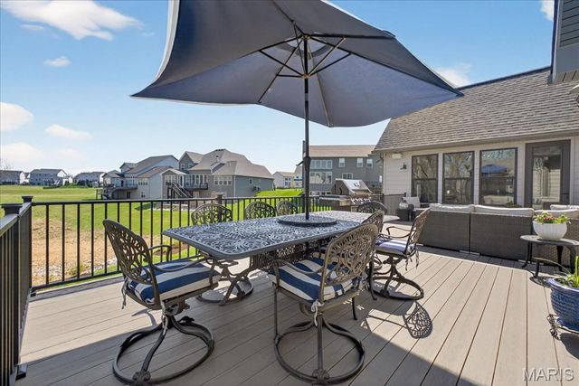 1228 Gooseberry Lane, Chesterfield, MO 63005
