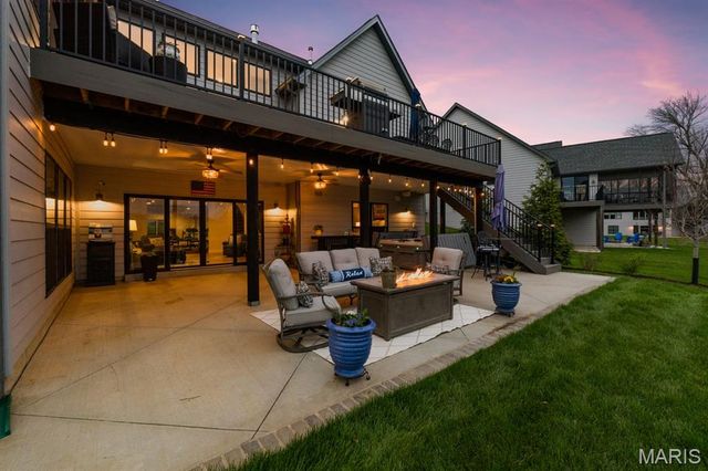 1228 Gooseberry Lane, Chesterfield, MO 63005