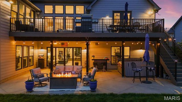1228 Gooseberry Lane, Chesterfield, MO 63005