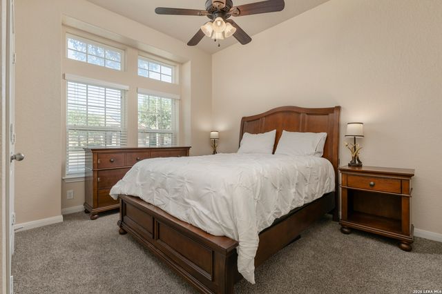 909 BEECHWOOD LN, New Braunfels, TX 78130