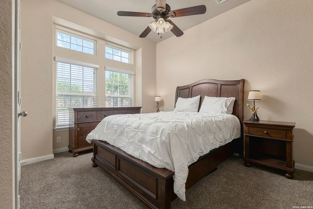 909 BEECHWOOD LN, New Braunfels, TX 78130