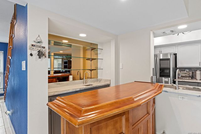 7635 Tippit, San Antonio, TX 78240