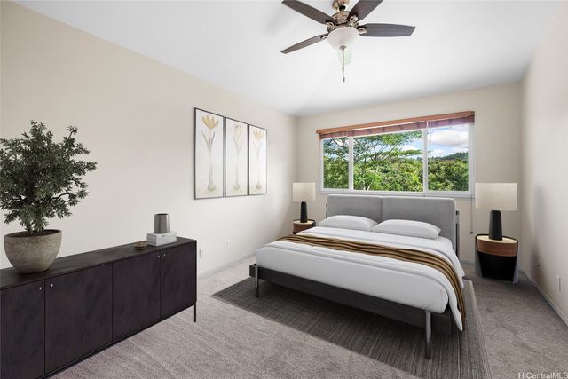 98-2078 Kaahumanu Street E, Aiea, HI 96701