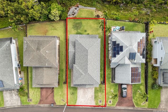 98-2078 Kaahumanu Street E, Aiea, HI 96701