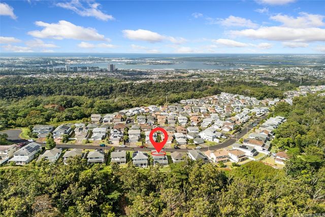 98-2078 Kaahumanu Street E, Aiea, HI 96701