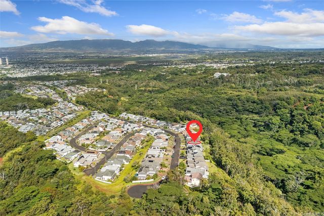 98-2078 Kaahumanu Street E, Aiea, HI 96701