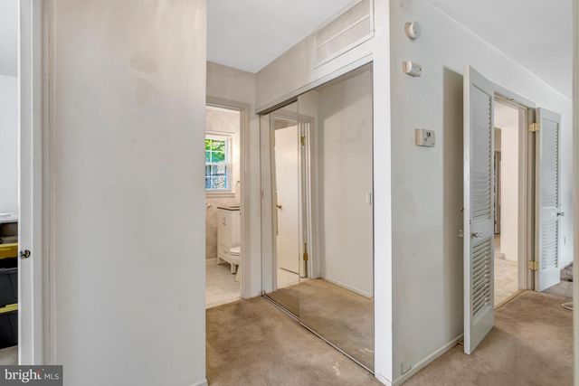 4106 MARBLE LN, Fairfax, VA 22033