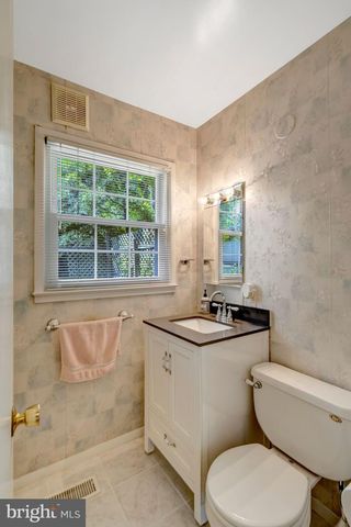 4106 MARBLE LN, Fairfax, VA 22033