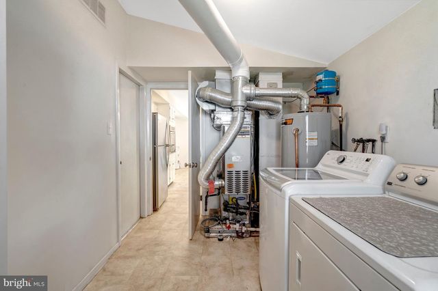 4106 MARBLE LN, Fairfax, VA 22033