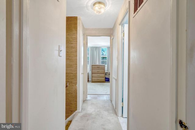 4106 MARBLE LN, Fairfax, VA 22033