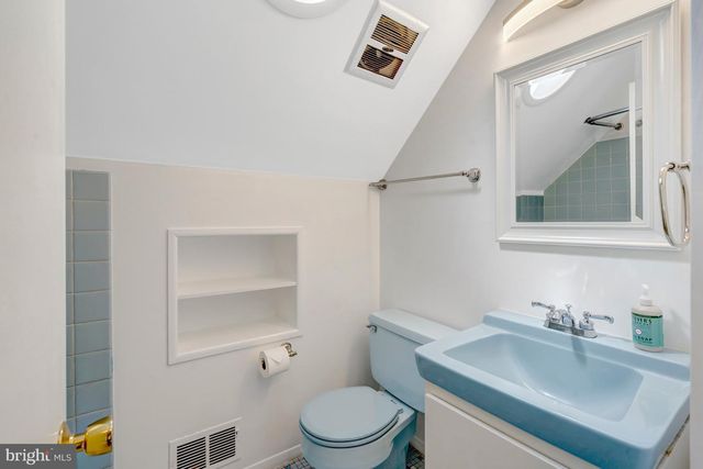 4106 MARBLE LN, Fairfax, VA 22033
