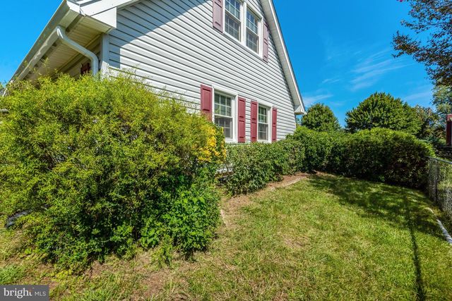 4106 MARBLE LN, Fairfax, VA 22033