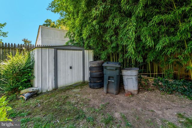 4106 MARBLE LN, Fairfax, VA 22033