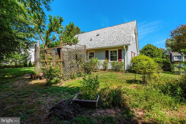 4106 MARBLE LN, Fairfax, VA 22033