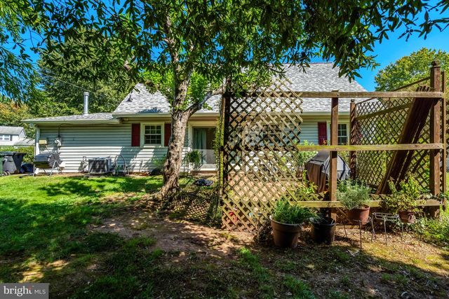 4106 MARBLE LN, Fairfax, VA 22033