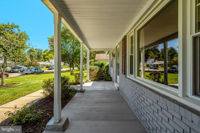 4106 MARBLE LN, Fairfax, VA 22033