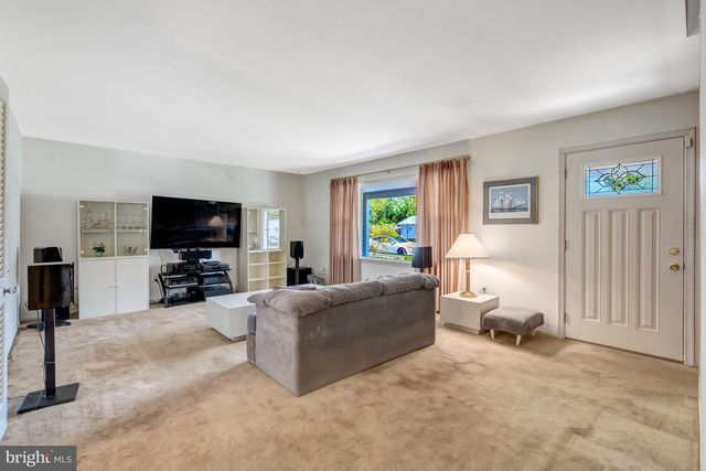 4106 MARBLE LN, Fairfax, VA 22033