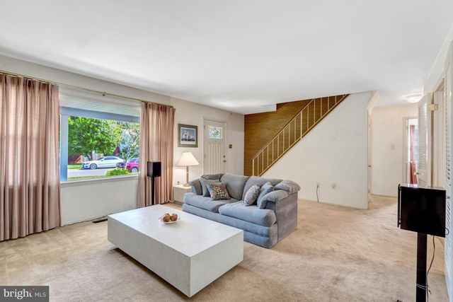 4106 MARBLE LN, Fairfax, VA 22033