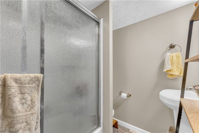422 W Smith Road, Medina, OH 44256