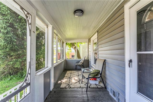 422 W Smith Road, Medina, OH 44256