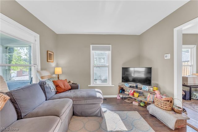 422 W Smith Road, Medina, OH 44256