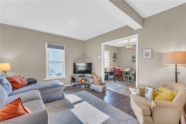422 W Smith Road, Medina, OH 44256
