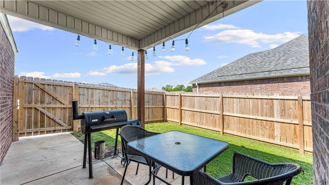 5428 Big Sky Avenue, Springdale, AR 72764