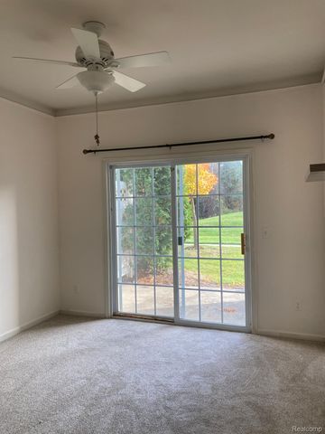 10105 W MIDWAY, Commerce Charter Township, MI 48390