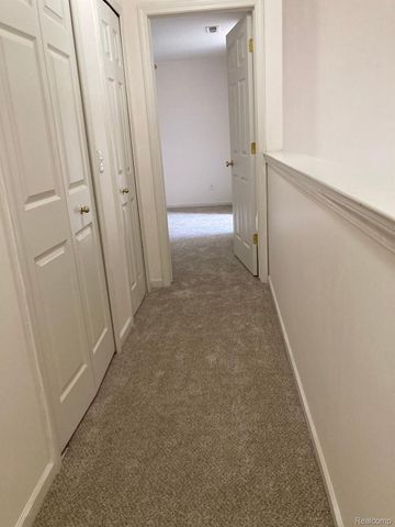 10105 W MIDWAY, Commerce Charter Township, MI 48390